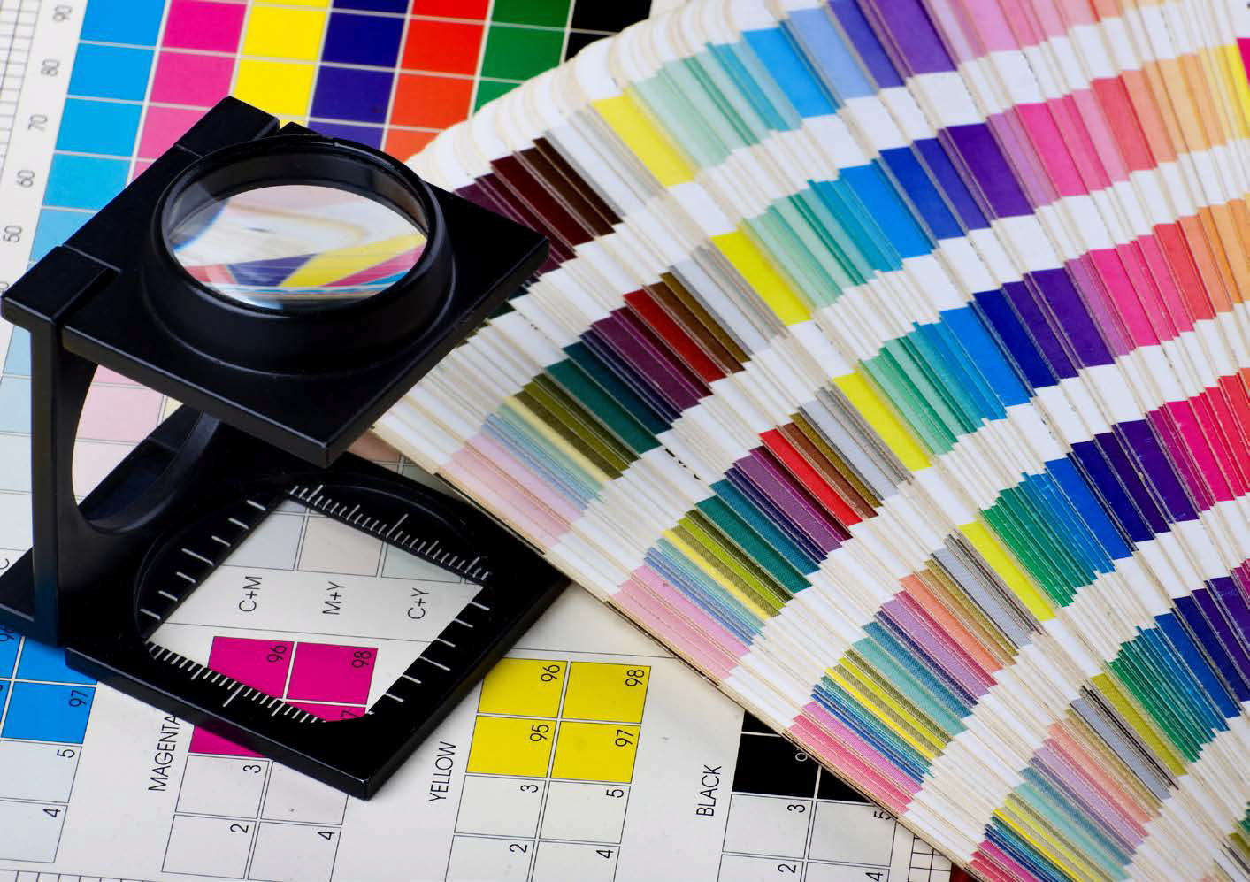 MÁSTER EN DISEÑO GRÁFICO Y DISEÑO WEB UX/UI